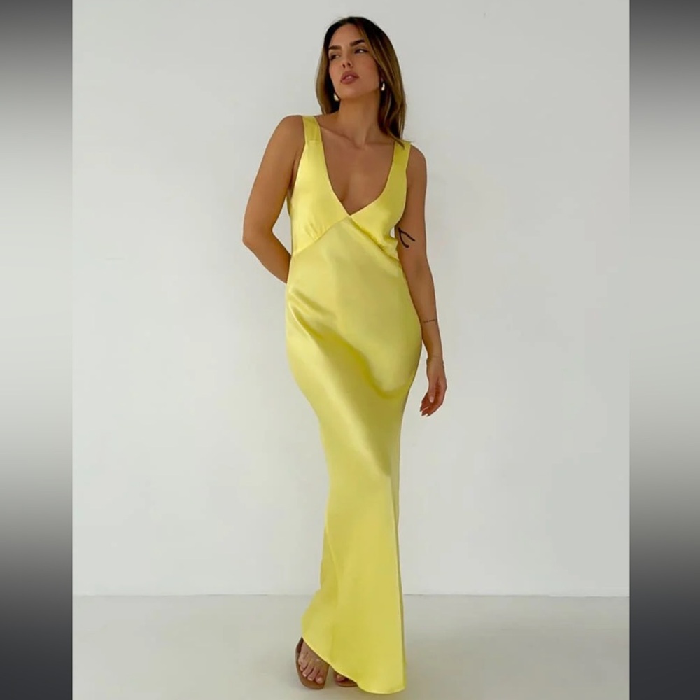 NWT Rumored Sunset Strip Maxi dress pale yellow lemon